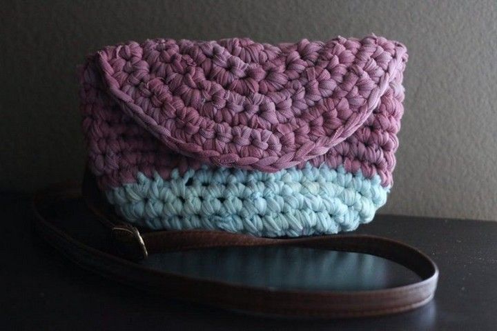 DIY Crocheted Crossbody Bag