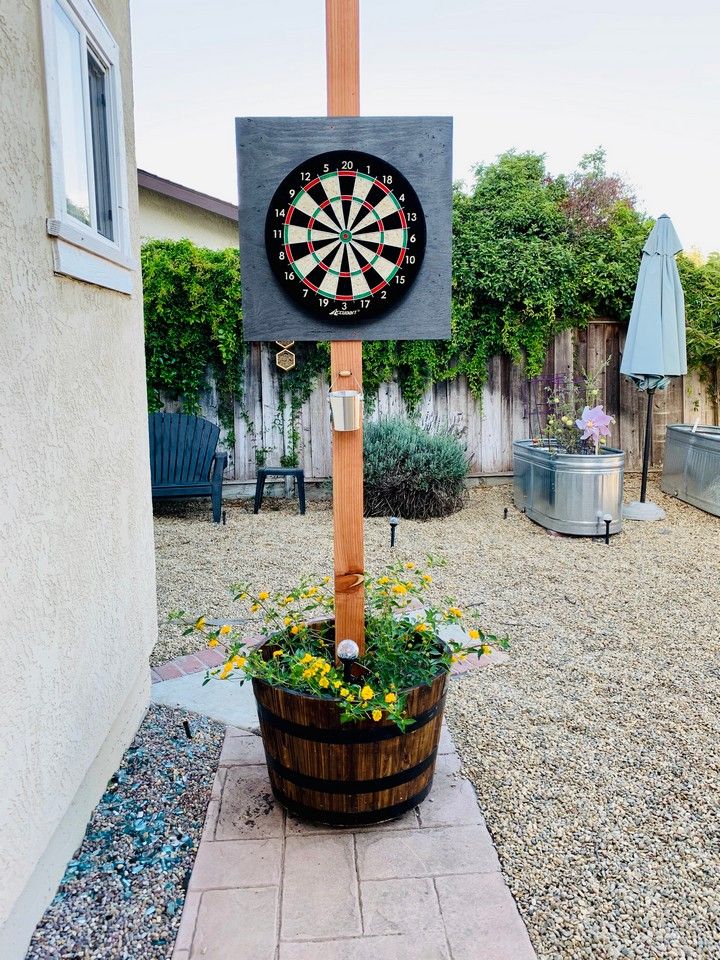 DIY Dartboard Stand