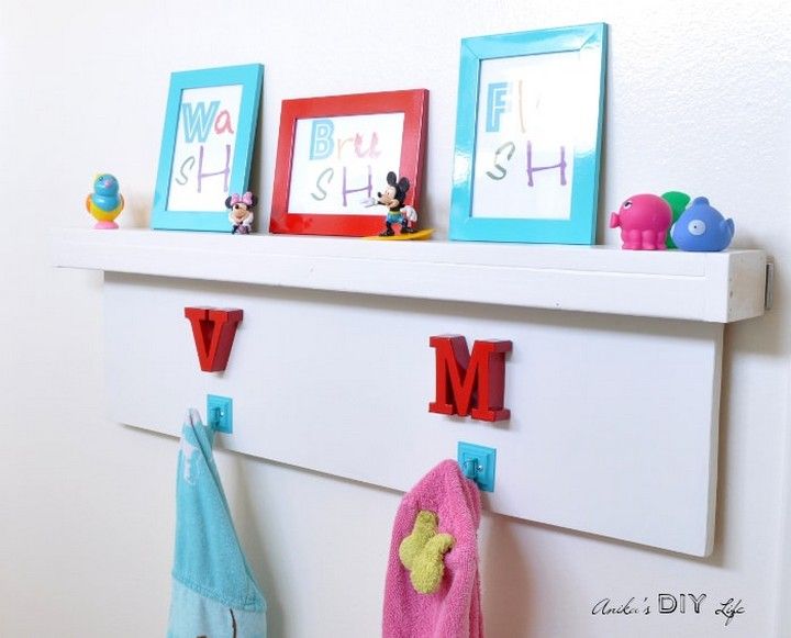 DIY Floating Shelf With Hooks