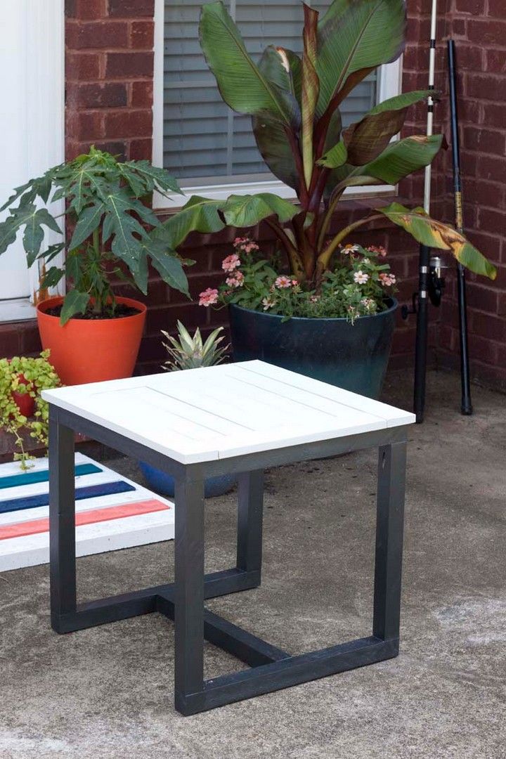 DIY Outdoor Side Table