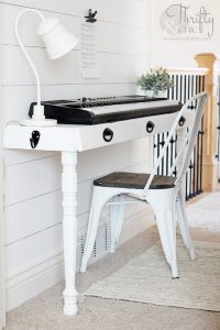 10 DIY Keyboard Stand Projects For Musicians - All Sands