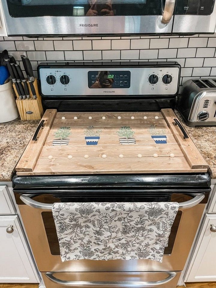 DIY Stove Cover Noodle Board