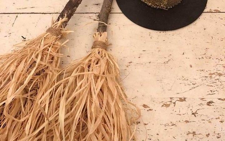 DIY Witches Broom