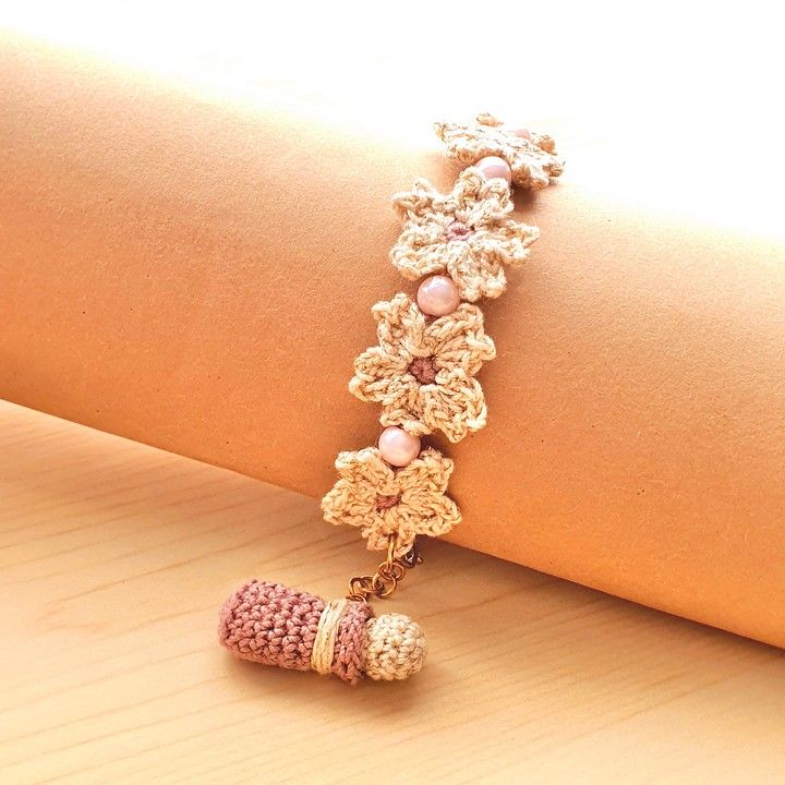 Friendship Flower Bracelet