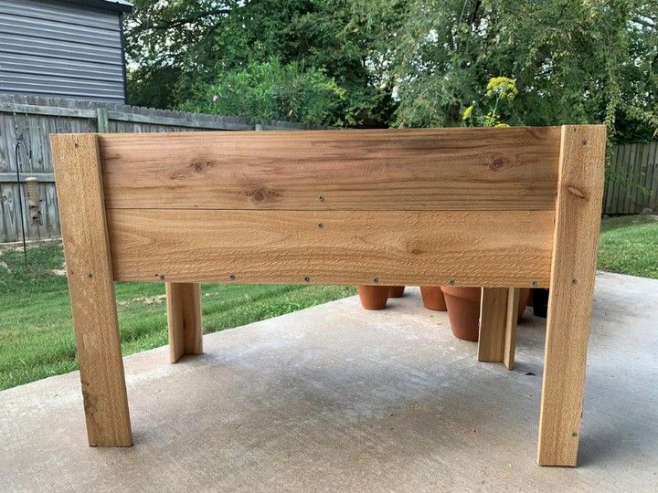 How To Build A Planter Box Using Cedar Fence Pickets