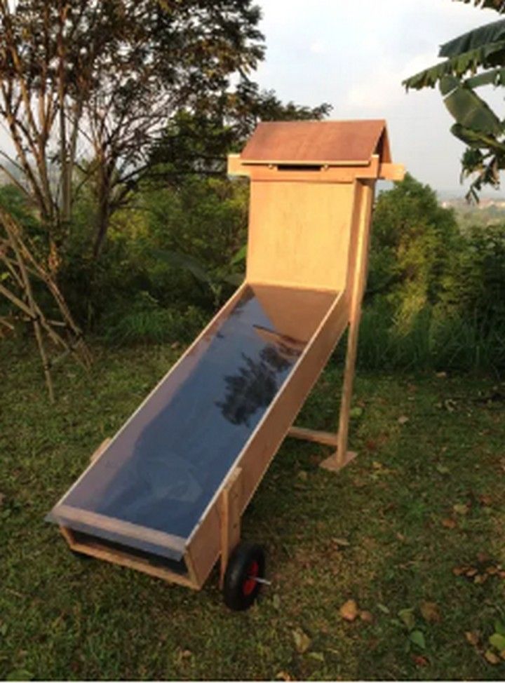 How To Build Your Very Own Solar Food Dehydrator