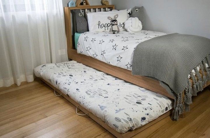 How To Make A Trundle Bed On Wheels