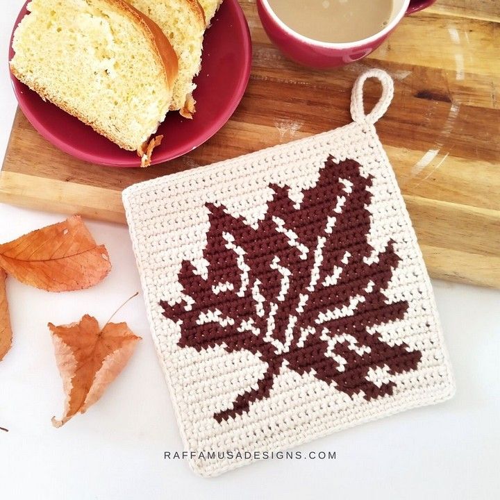 Maple Leaf hotpad