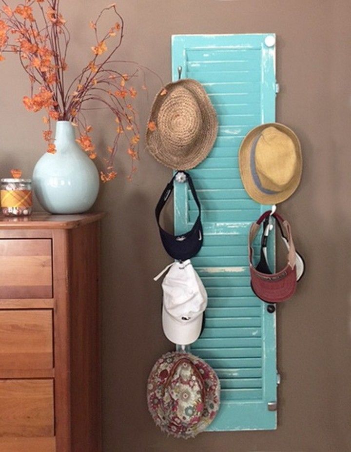 Old Shutter Hat Rack DIY