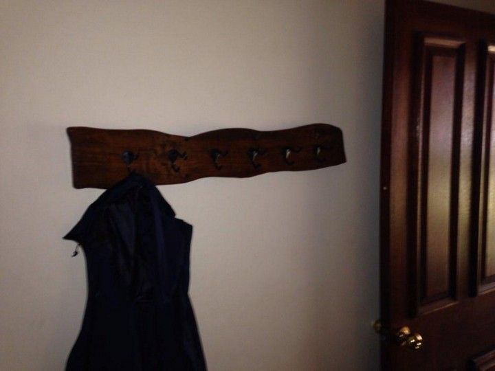 Rustic Coat Rack DIY