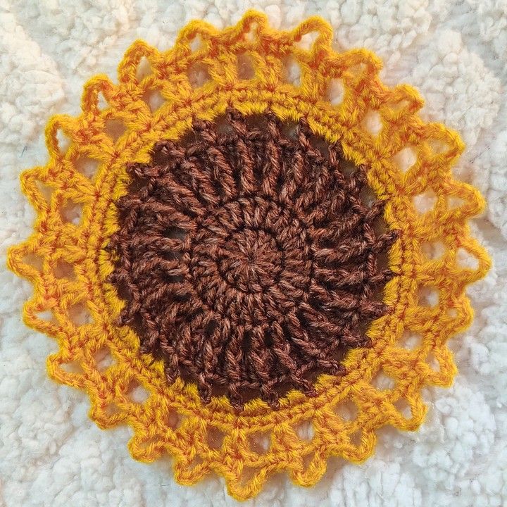 Sunflower Mini Doily