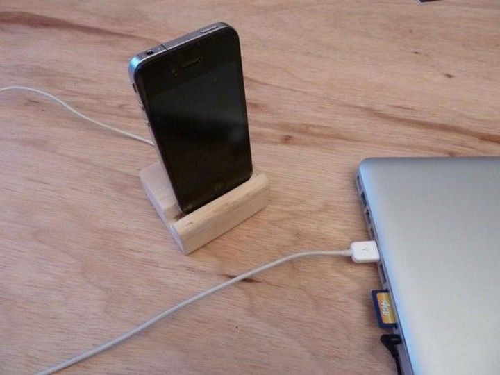 Wood iPhone Dock DIY