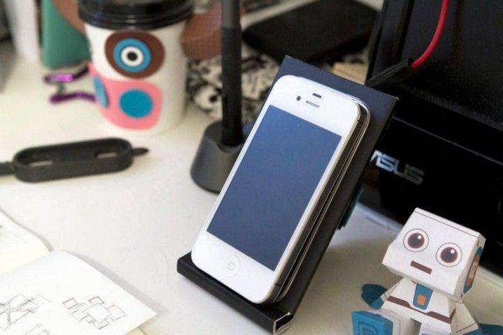 iPhone Desk Stand DIY