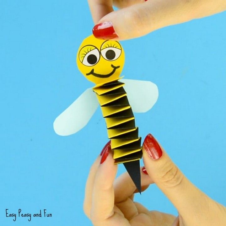 Accordion Bee Paper Craft