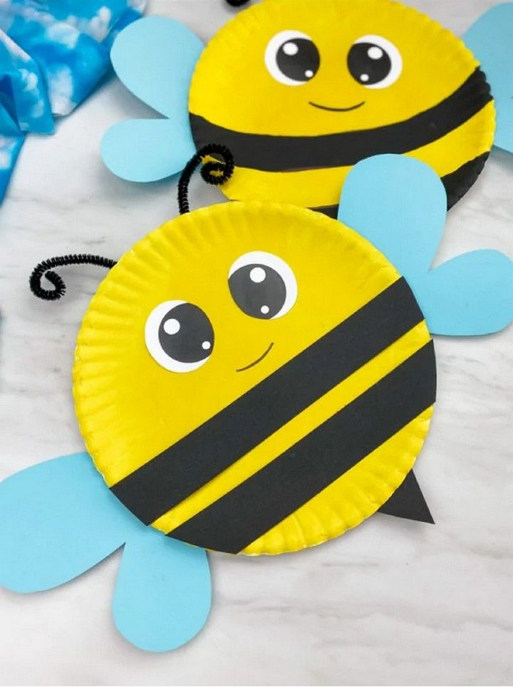 Bumblebee Paper Plates