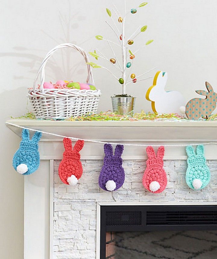 Bunny ornaments on rope