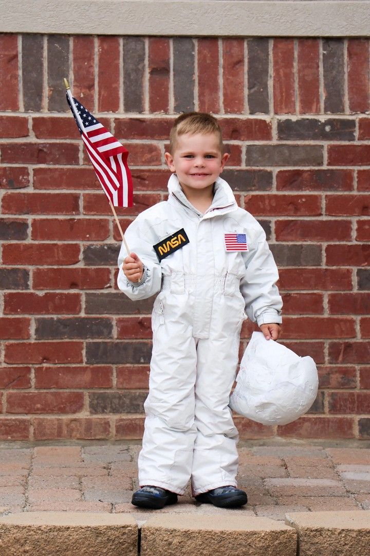DIY Astronaut Costume