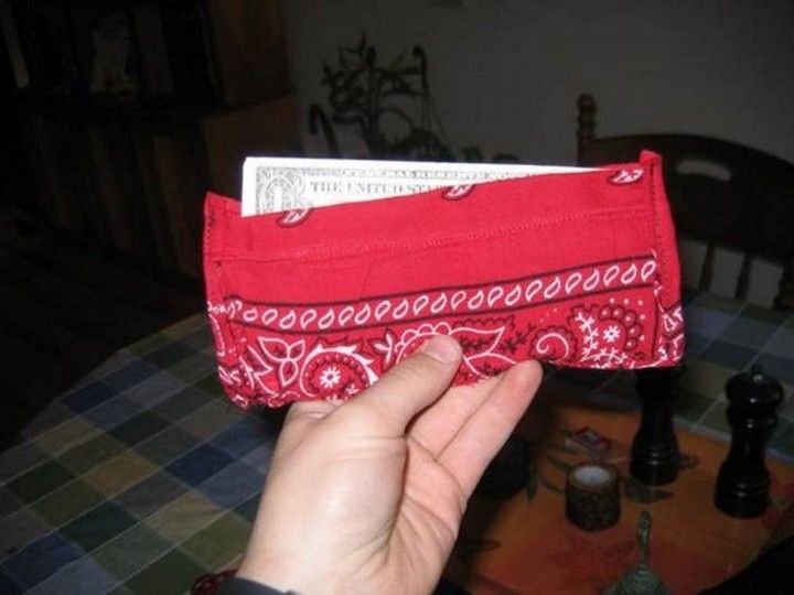 Bandanna purse