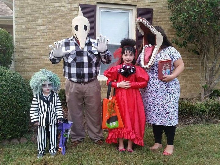 DIY Beetlejuice Family Costume