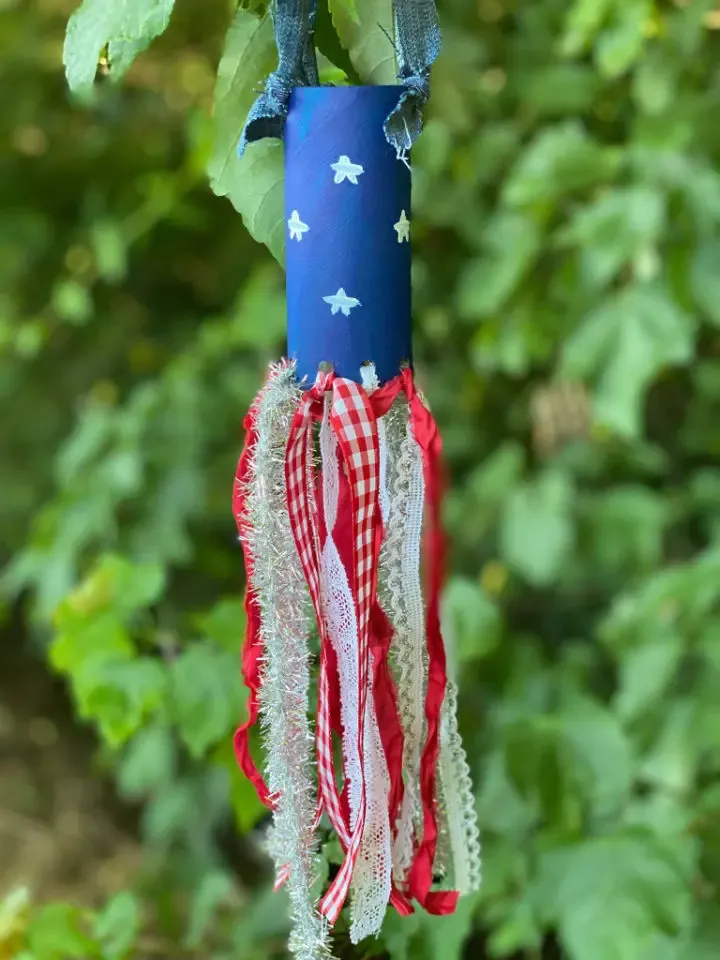 DIY Toilet Roll Windsock