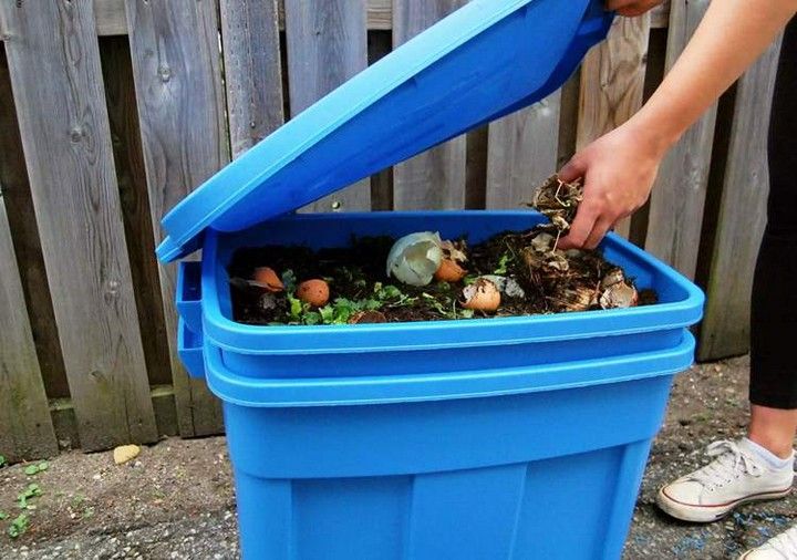 How To Make A Compost Bin Using Plastic Container