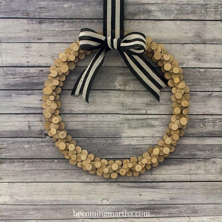 Mini Wood Slice Wreath With Striped Bow