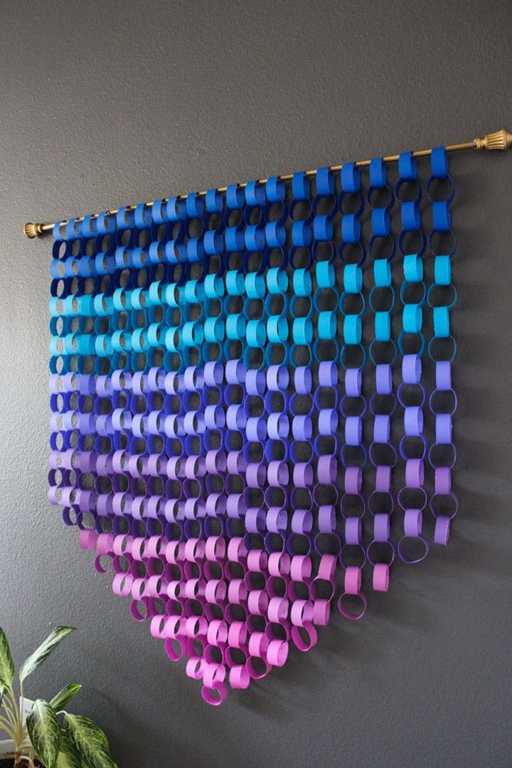Ombre Paper Chain Wall Hanging
