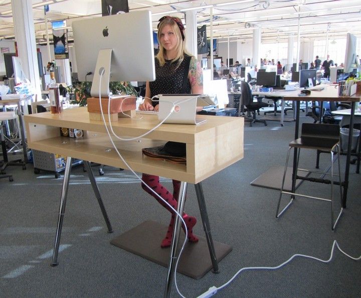 Simple Adjustable Standing Desk